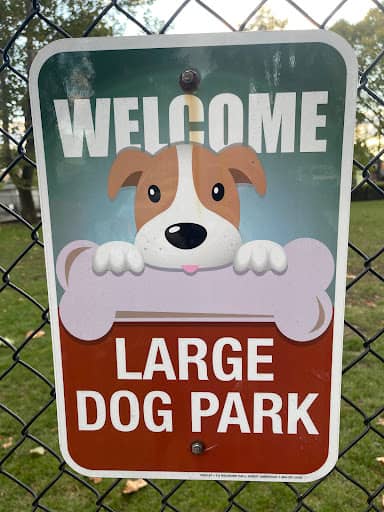 Large Dog Park – dog-friendly park in Willow Springs, IL