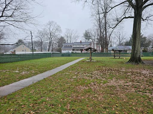 Central Bark Dog Park – dog-friendly park in Green Brook township, NJ